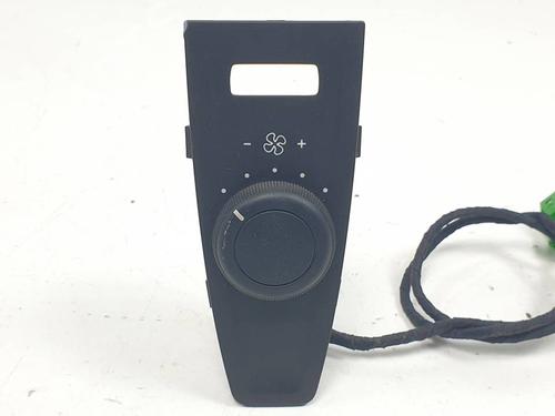 AC Styreenhet / Manøvreringsenhet CITROËN C4 Grand Picasso II (DA_, DE_) 1.2 THP 130 (130 hp) 29989837