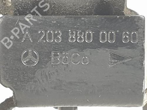 Hood lock MERCEDES-BENZ E-CLASS (W211) E 320 CDI (211.026) | BP13391155C133 