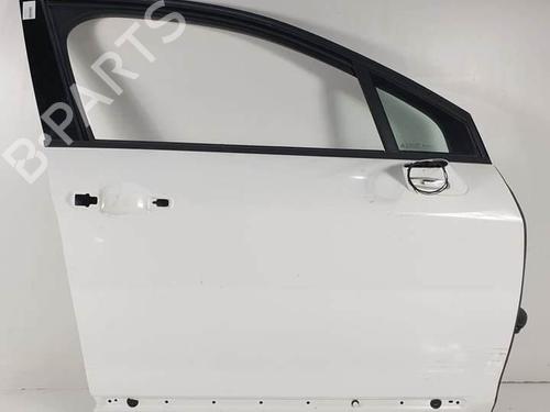 Used Right front door Right front door CITROËN C5 III (RD_) 1.6 HDi 110 (RD9HZC) (109 hp) 17701354 17701354
