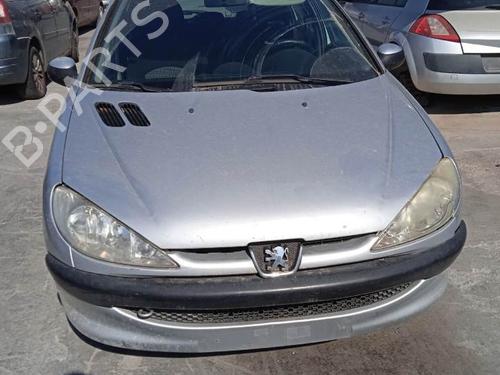 Left front steering knuckle PEUGEOT 206 Hatchback (2A/C) 1.4 HDi eco 70 | BP9583729M25 