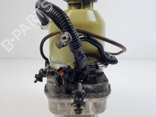 Used Steering pump OPEL ZAFIRA / ZAFIRA FAMILY B (A05) 1.8 (M75) (140 hp) 27815092