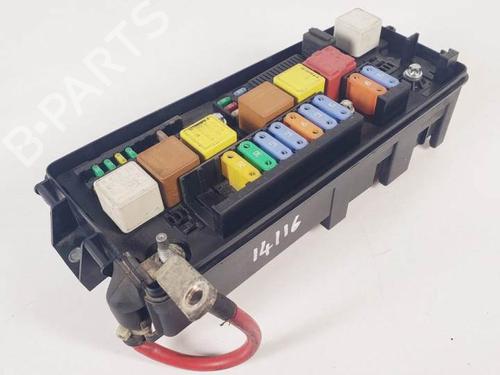 Fuse box OPEL VECTRA C (Z02) 1.9 CDTI (F69) | BP17945785E1 