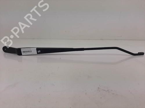 Used Front windshield wiper arm Front windshield wiper arm OPEL AGILA A (H00) 1.3 CDTI (F68) (70 hp) 6847145 6847145