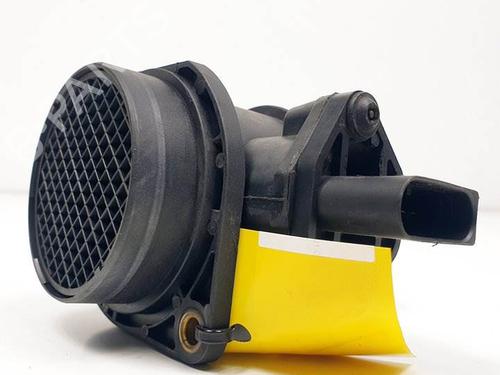 Used Mass air flow sensor Mass air flow sensor VW NEW BEETLE Convertible (1Y7) 2.0 (115 hp) 12369057 12369057