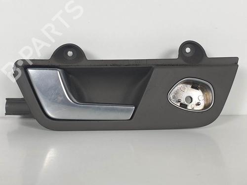Used Rear left interior door handle Rear left interior door handle AUDI A4 B6 (8E2) 1.9 TDI (130 hp) 13240184 13240184
