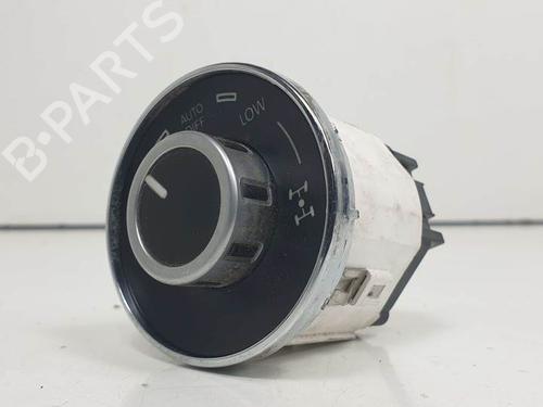 Used Switch VW TOUAREG (7LA, 7L6, 7L7) 2.5 R5 TDI (174 hp) 9106909