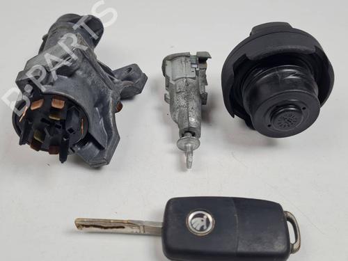 Electronic module SKODA ROOMSTER (5J7) 1.4 TDI | BP30450377M83 - Image 2