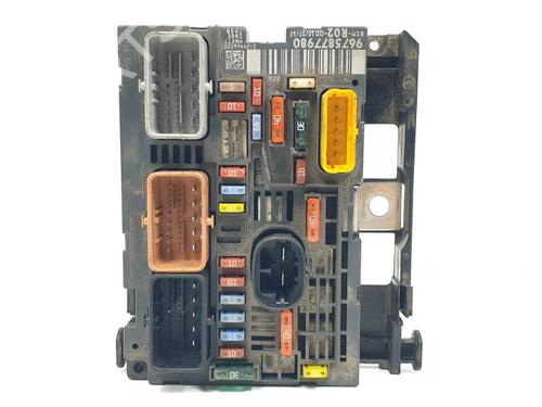 Used Fuse box PEUGEOT 5008 (0U_, 0E_) 1.6 HDi (112 hp) 29149682
