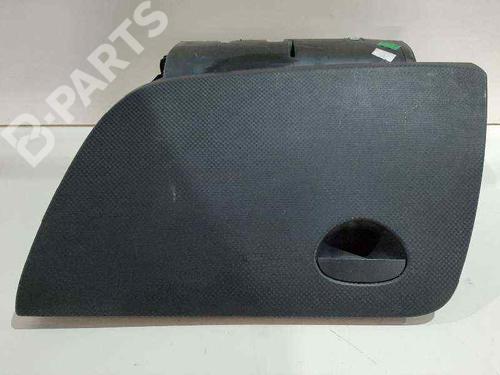 Used Glove box Glove box SEAT TOLEDO III (5P2) 1.9 TDI (105 hp) 6862591 6862591