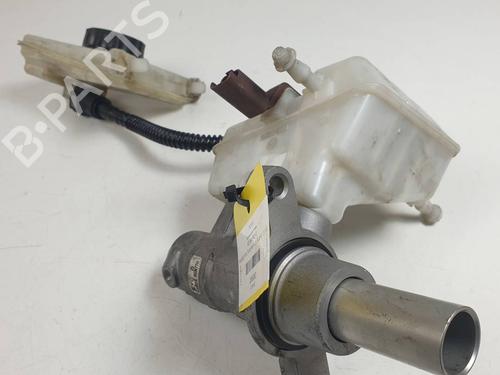 Used Brake master cylinder Brake master cylinder PEUGEOT 308 II (LB_, LP_, LW_, LH_, L3_) 2.0 BlueHDi 150 (150 hp) 34511913 34511913