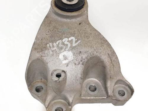 Used Engine mount Engine mount INFINITI Q30 2.2 D (170 hp) 18072796 18072796