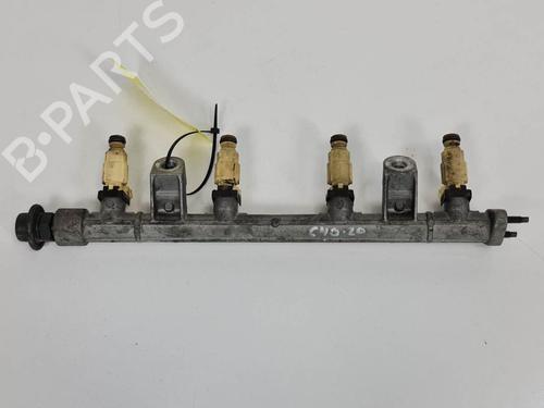 Used Injection rail Injection rail HYUNDAI TUCSON (JM) 2.0 (141 hp) 7239305 7239305