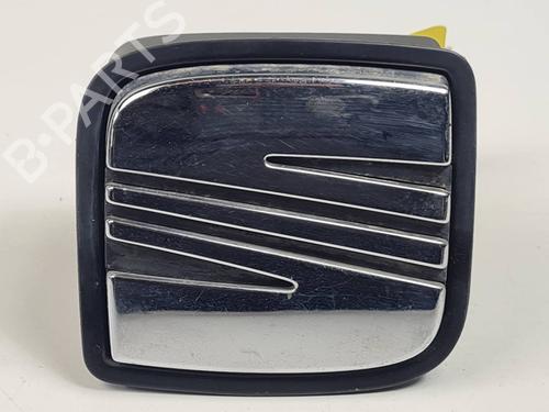 Used Tailgate handle Tailgate handle 38317262 38317262