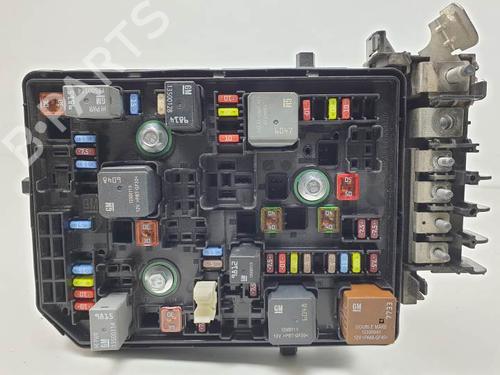 Used Fuse box OPEL ASTRA K Sports Tourer (B16) 1.6 CDTi (35) (136 hp) 24929947