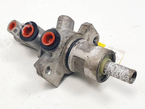 Used Brake master cylinder BMW X5 (E53) 3.0 d (218 hp) 29989674
