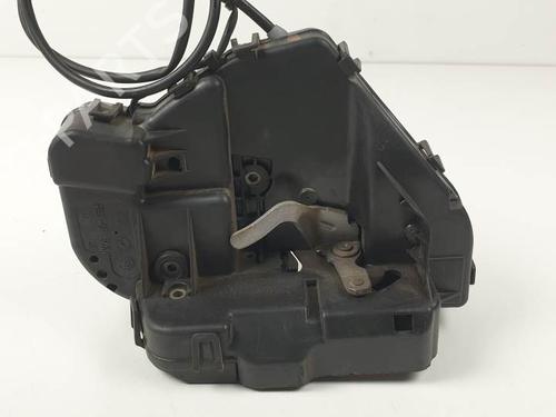 Rear left lock MERCEDES-BENZ E-CLASS T-Model (S211) E 270 T CDI (211.216) | BP28061633C100 