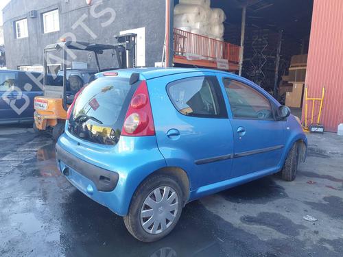 Left rear door PEUGEOT 107 (PM_, PN_) 1.0 | BP29932603C4