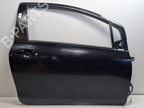 right-front-door-toyota-yaris-_p9_-2005-2006-2007-2008-2009-2010-2011-2012-2013-2014-39929784 main image