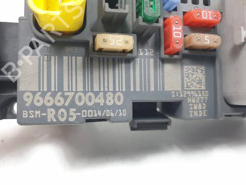 Fuse box PEUGEOT 308 I (4A_, 4C_) 1.6 16V | BP29581831E1