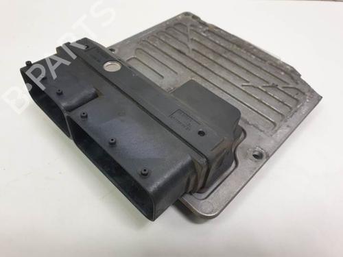 Used Engine control unit (ECU) MERCEDES-BENZ C-CLASS (W203) C 180 Kompressor (203.046) (143 hp) 10135602