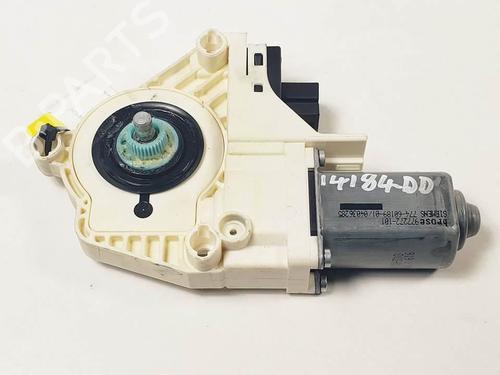 Used Right front window motor Right front window motor AUDI Q7 (4LB) 3.0 TDI quattro (233 hp) 19302816 19302816