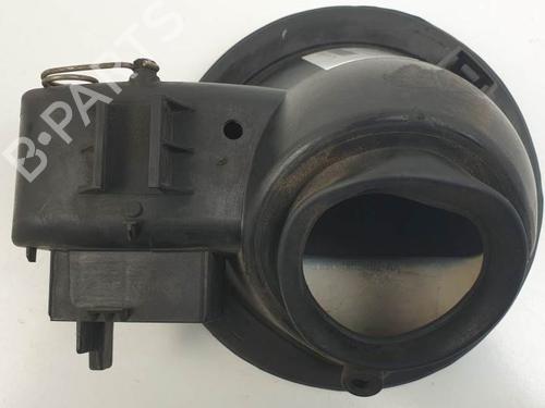 Klapa wlewu paliwa FORD FOCUS II (DA_, HCP, DP) 1.6 TDCi | BP24930957C131 