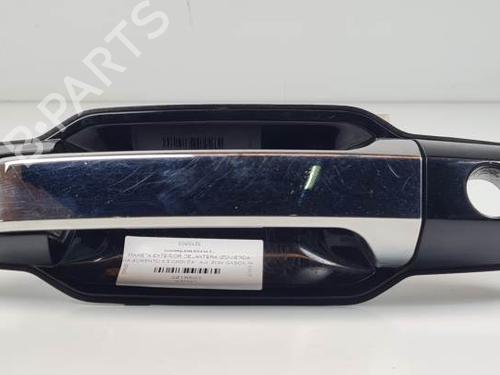 Used Front left exterior door handle KIA SORENTO I (JC) 2.5 CRDi 4WD (140 hp) 29149865