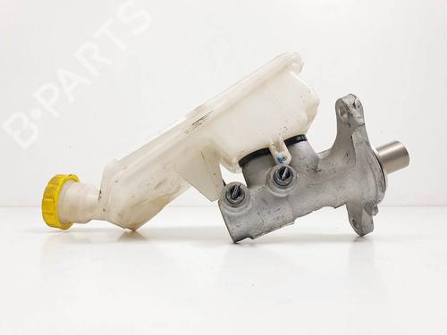 Used Brake master cylinder Brake master cylinder CITROËN C3 III (SX) 1.2 VTi 82 (82 hp) 14938118 14938118