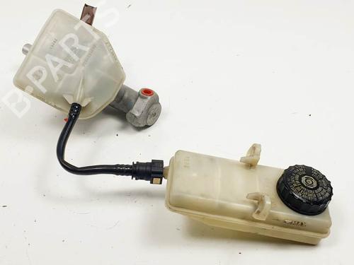 Brake master cylinder PEUGEOT 307 SW (3H) 1.6 HDI 110 | BP27525738M77 
