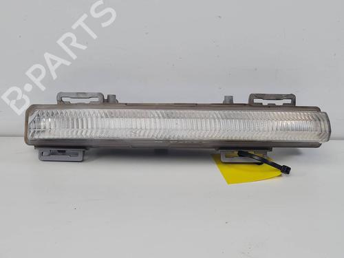 Used Right front indicator Right front indicator MERCEDES-BENZ E-CLASS (W212) E 250 CDI / BlueTEC (212.003, 212.004) (204 hp) 34517929 34517929