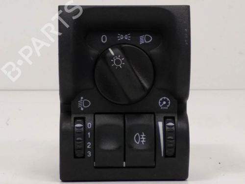 Commande de phare Commande de phare OPEL VECTRA B Hatchback (J96) 1.8 i 16V (F68) (116 hp) 8214885 8214885