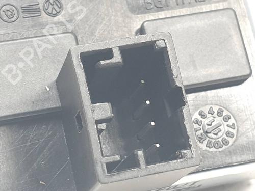 Left front window switch SEAT CORDOBA (6L2) 1.4 16V | BP38634308I27 - Image 3