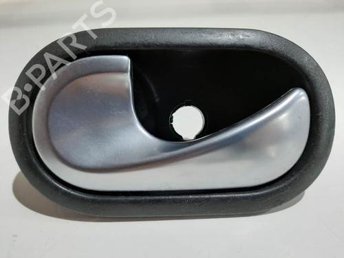 Used Front left interior door handle RENAULT SCÉNIC II (JM0/1_) 1.9 dCi (JM0G, JM12, JM1G, JM2C) (120 hp) 6862967