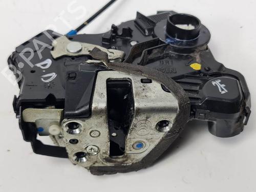 Used Front right lock Front right lock TOYOTA AURIS (_E18_) 1.4 D-4D (NDE180_, NDE180R) (90 hp) 6854382 6854382