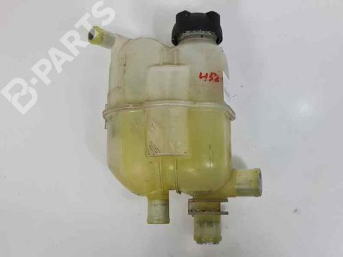 expansion-tank-smart-city-coupe-450-06-s1clb1-450331-450336-0005768v007-1998-1999-2000-2001-2002-2003-2004-6851205 main image
