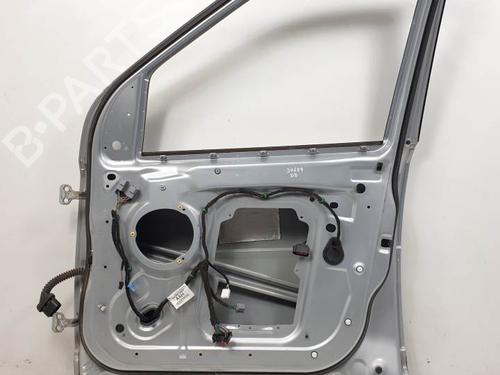 Right front door LAND ROVER FREELANDER 2 (L359) 2.2 TD4 4x4 | BP29245642C3 