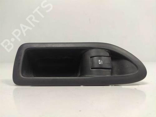 Used Right front window switch RENAULT LAGUNA II Grandtour (KG0/1_) 1.9 dCi (KG0G) (120 hp) 10777718