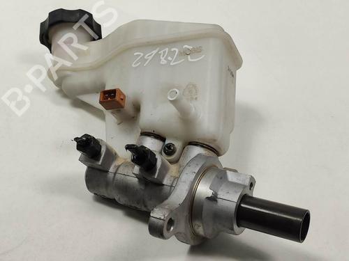 Used Brake master cylinder Brake master cylinder HYUNDAI i30 (GD) 1.4 CRDi (90 hp) 9681365 9681365