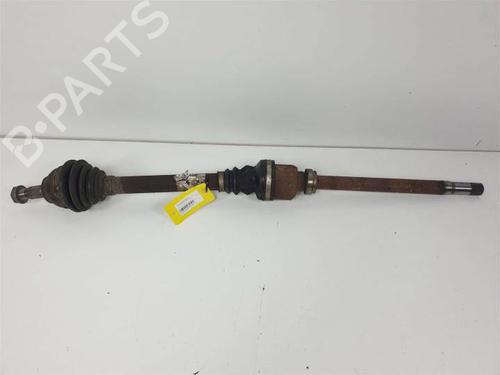 Used Right front driveshaft PEUGEOT 3008 II SUV (MC_, MR_, MJ_, M4_) [2016-2025]  10923325