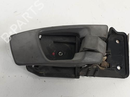 Used Rear right interior door handle Rear right interior door handle KIA CARENS II MPV (FJ) 2.0 CRDi (113 hp) 6852754 6852754