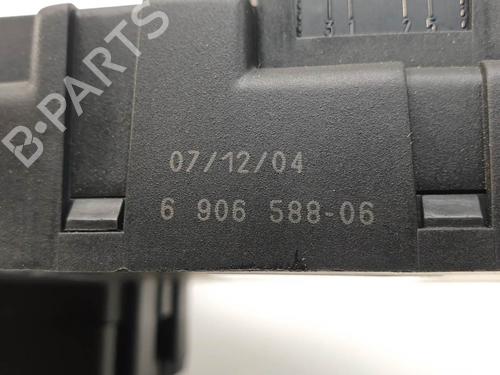 Fuse box BMW 6 Convertible (E64) 645 Ci | BP27923268E1 - Image 3