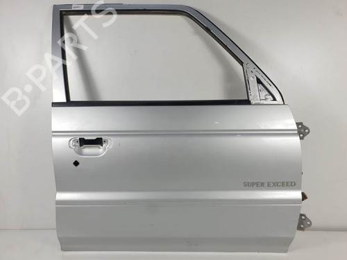 Used Right front door MITSUBISHI PAJERO CLASSIC (V2_W, V6_W, V7_W) 2.5 TD (V24W) (115 hp) 13687329