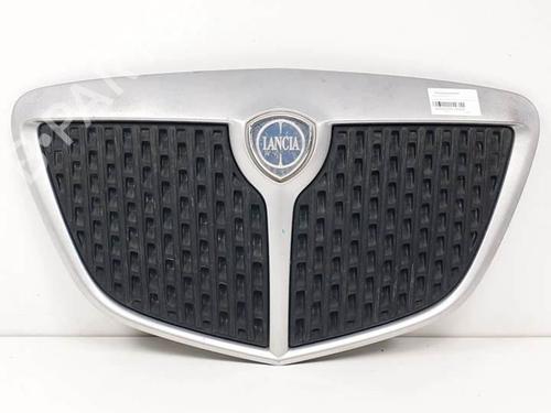 Used Grille LANCIA YPSILON (843_) 1.3 D Multijet (843.AXF11, 843.AXF1A, 843.AXM11,... (75 hp) 17165973