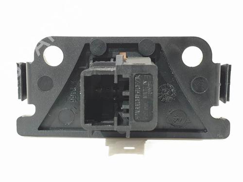 Warning switch PEUGEOT 307 Break (3E) 1.6 HDi 110 | BP6840475I22 - Image 2