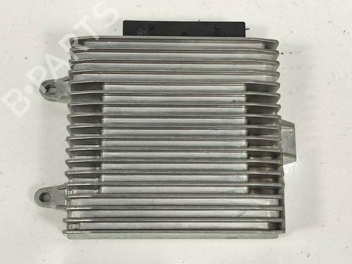 Used Electronic module AUDI TT Roadster (8J9) 2.0 TFSI (200 hp) 8121234