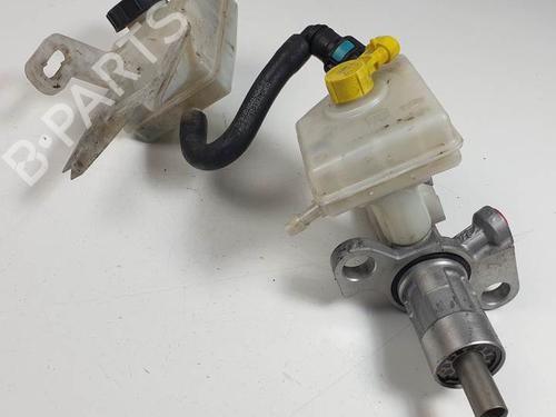 Used Brake master cylinder OPEL ZAFIRA TOURER C (P12) 2.0 CDTi (75) (130 hp) 28487576