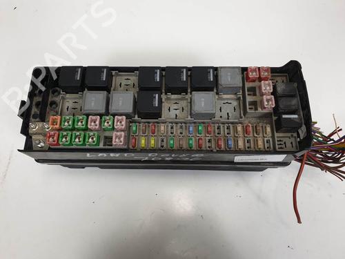 Used Fuse box Fuse box LAND ROVER RANGE ROVER SPORT I (L320) 2.7 D 4x4 (190 hp) 6893197 6893197