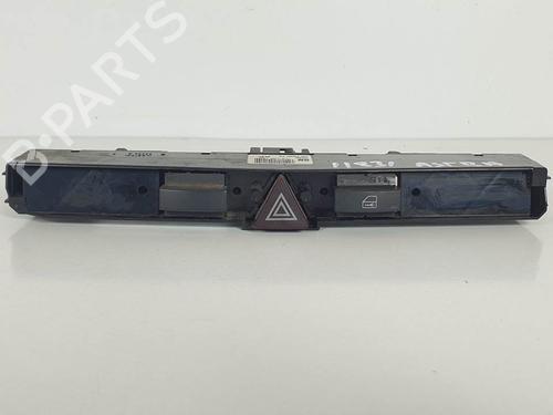 Used Warning switch Warning switch OPEL ASTRA H (A04) 1.7 CDTI (L48) (100 hp) 13553599 13553599