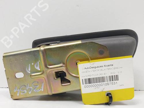 Front right interior door handle KIA SORENTO I (JC) 2.5 CRDi 4WD | BP16500096I14 