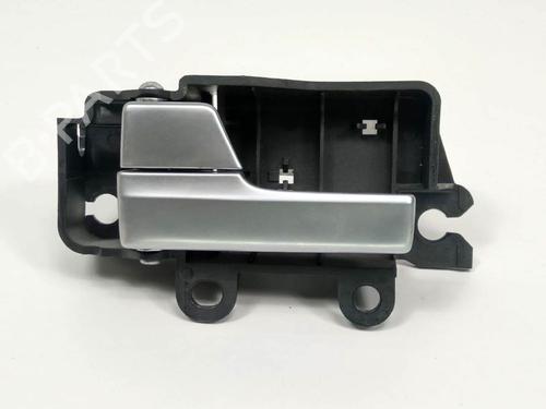 Used Front left interior door handle Front left interior door handle 8292584 8292584